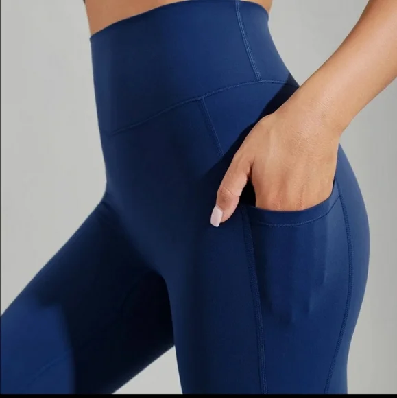 Buffbunny nubre navy blue with pocket - Picture 3 of 7